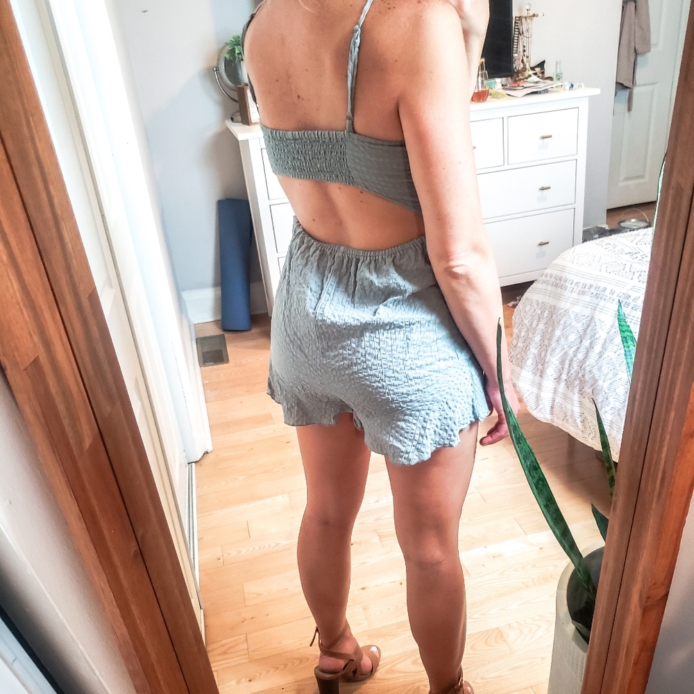 Open back romper - Picture 2 of 2